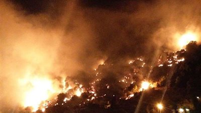 بعد اشتعال النيران.. الحماية المدنية تسيطر على حريق ضخم كاد يشعل ميدان الرماية