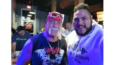 المصري مينا عبيد أقوى رجل في العالم يتحدى الجميع ببطولة مستر أولمبيا 2022