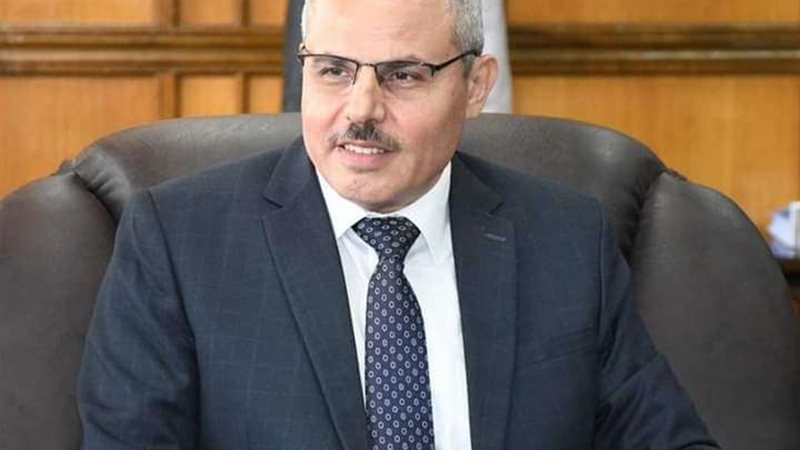 الدكتور ناصر مندور
