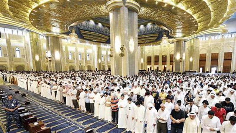 حكم التخلف عن صلاة