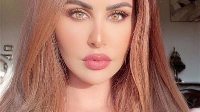 مي سليم تبرز جمال ملامحها بمكياج ناعم