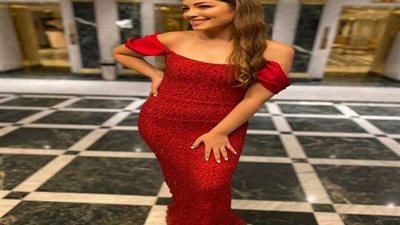 بالأحمر الناري.. ليلى أحمد زاهر تخطف قلوب متابعيها في أحدث ظهور لها (صور)