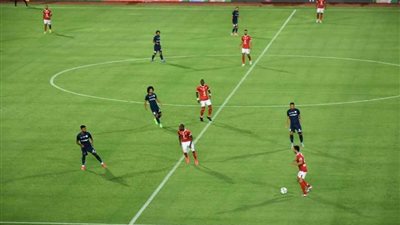 التعادل السلبي يسيطر على أحداث الشوط الأول من الأهلي وإنبي
