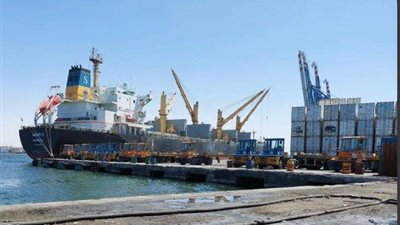 اقتصادية قناة السويس: نشاط ملحوظ بحركة الموانئ عن شهر أكتوبر بإجمالي 321 سفينة
