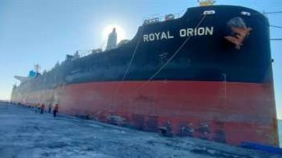 ميناء شرق بورسعيد يستقبل سفينتين لشحن  55000 طن من الكلينكر لغانا و 9800 طن ملح لبلغاريا