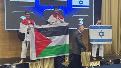 حلال لأوكرانيا.. جدل واسع لرفع أبطال الكاراتيه المصريين علم فلسطين بسلوفينيا