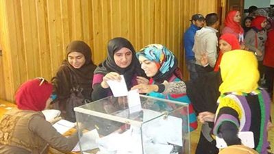 رئيس جامعة الإسكندرية يعتمد الجدول الزمني لإجراء انتخابات الاتحادات الطلابية