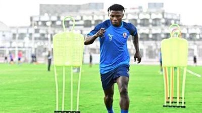 أكينيولا يواصل مسلسل غيابه عن تدريبات الزمالك لليوم الخامس على التوالي