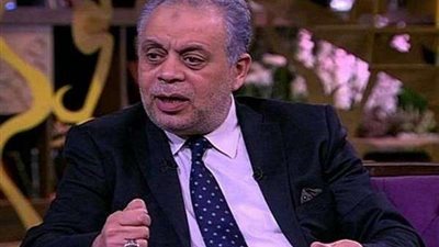 أشرف زكي: لن نسكت عن مطلقي شائعة وفاة محمود ياسين