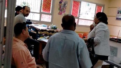 بالصور.. سولاف درويش تُدلي بصوتها فى انتخابات الشيوخ وتتابع سير اللجان