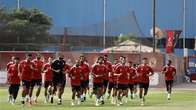 الأهلي يفتقد ستة لاعبين أمام المقاولون العرب في مباراة الكأس