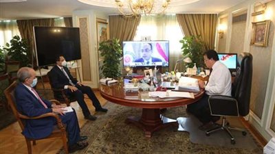 وزير التعليم العالي يوجه بتكريم شهداء الأطقم الطبية والإدارية في مواجهة كورونا