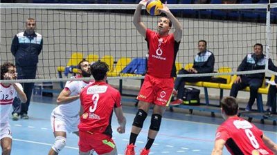 الأهلي يفوز على بتروجيت بدوري الكرة الطائرة رجال