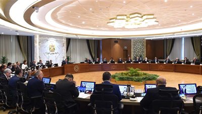 مجلس الوزراء يوافق على طلب هيئة الاستثمار بإنشاء منطقة حرة بميناء الإسكندرية