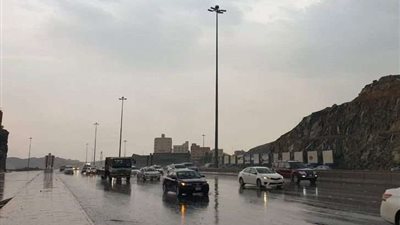 اضطرابات جوية وأمطار غزيرة.. الأرصاد تحذر  من حالة الطقس غدا الخميس