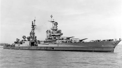 حرب المتوسط.. اصطدام بين سفينتين حربيتين يونانية وتركية