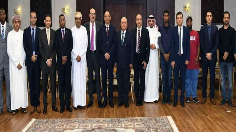 وفد من الإعلاميين