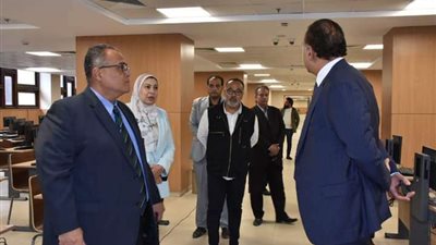 جامعة عين شمس تستقبل وفد رفيع المستوى من وزارة الخارجية المصرية