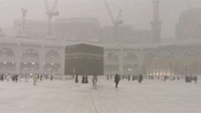 إمارة مكة تعلن مصرع شخصين بسبب الأمطار وتطالب بعدم الخروج من المنازل