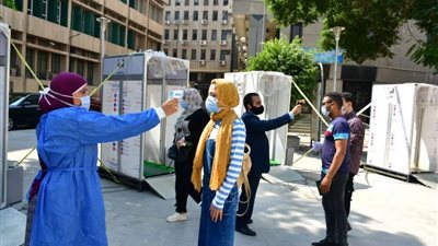 جامعة القاهرة تواصل امتحانات الفرق النهائية للأسبوع السادس