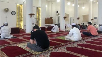 دولة عربية تُعيد فتح المساجد بعد غلقها 6 أشهر.. تعرف عليها