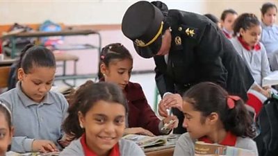 وزارة الداخلية تنظّم زيارات للمدارس ودور رعاية الأيتام في اليوم العالمي لحقوق الطفل (فيديو)