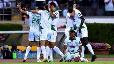 منافس الزمالك.. الرجاء المغربي يستعيد نجمي الفريق