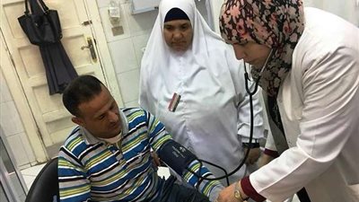 إطلاق 6 قوافل طبية ضمن مبادرة حياة كريمة للكشف والعلاج بالمجان