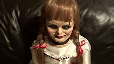 بعد تصدرها جوجل|شاهد الصور الحقيقه للدمية انابيل في المتحف