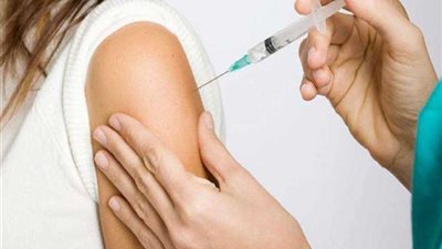 هل تطعيم الأنفلونزا  يحمي من نزلات البرد في الشتاء  ؟
