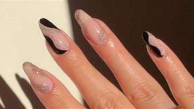 أحدث رسومات للأظافر مناسبة للاحتفال برأس السنة.. تعرف عليها