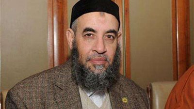 عزة مصطفى تهاجم يونس مخيون بسبب حديثه عن كرة القدم.. فيديو