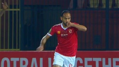 وليد سليمان يسجل الهدف الثاني للأهلي في شباك أسوان