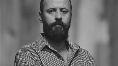 الفلسطيني علي سليمان عضو بلجنة تحكيم مسابقة البحر الأحمر