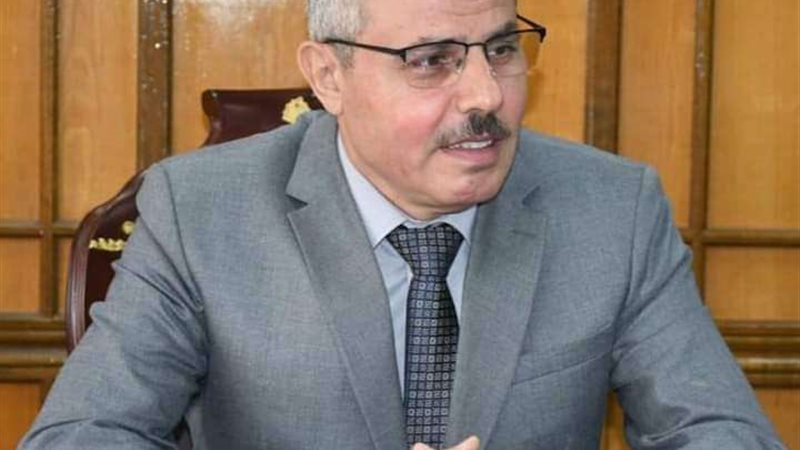 الدكتور ناصر مندور