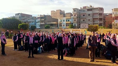 طابور مدرسي يتحول لسرادق عزاء.. دقيقة حداد على روح شهيدة العلم في قنا