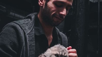 اتحاد المصورين العالمي يكرم خالد السنعوسي