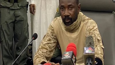 آسيمي جويتا ينصب نفسه رئيسا للمجلس العسكري الحاكم في مالي