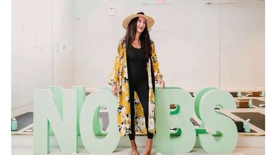 ميريام غندور توضح خطوات تعلم وممارسة اليوغا في المنزل