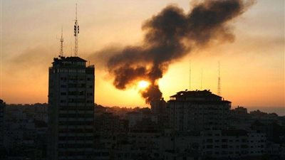 عاجل.. طائرات صهيونية تعاود قصف أهداف في قطاع غزة