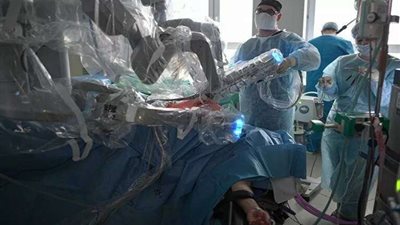 مستشفى سيد جلال تستقبل طفلا بقلب خارج القفص الصدري .. تفاصيل