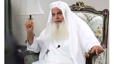 خروج الشيخ الحذيفي إمام المسجد النبوي من المستشفى بعد إجراء عملية جراحية