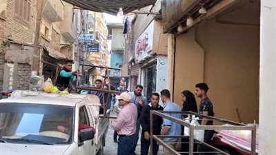 حملات مكثفه لإزالة التعديات على الأراضي الزراعية وحرم الطرق