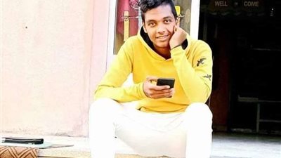 مصرع شاب إثر تصادم سيارة وموتوسيكل في قنا