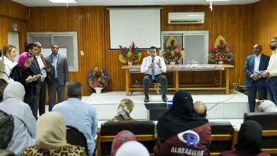 وزير الصحة: الدولة لن تسمح بمساس كرامة أبنائها من الفرق الطبية