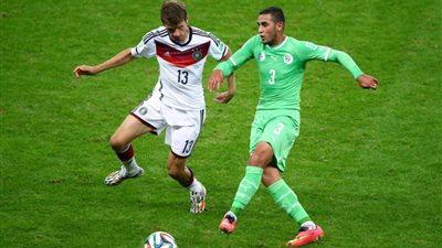 نجم المنتخب الجزائري يقترب من روما