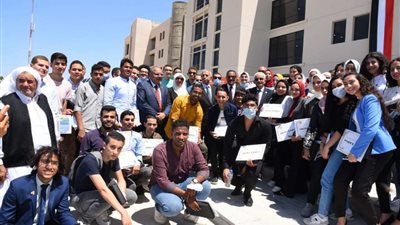 تكريم أوائل الثانوية العامة على أرض العلمين الجديدة بحضور قيادات محافظة مطروح