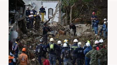 مصرع 33 شخصا في انهيار أرضي في كولومبيا بسبب الأمطار