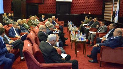 في أولى جلساته.. صالون مستقبل وطن يبحث دور الدولة في دعم الزراعة والفلاحين