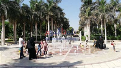 بالصور.. الحدائق تتزين بالزوار بعد قرار الحكومة الأخير